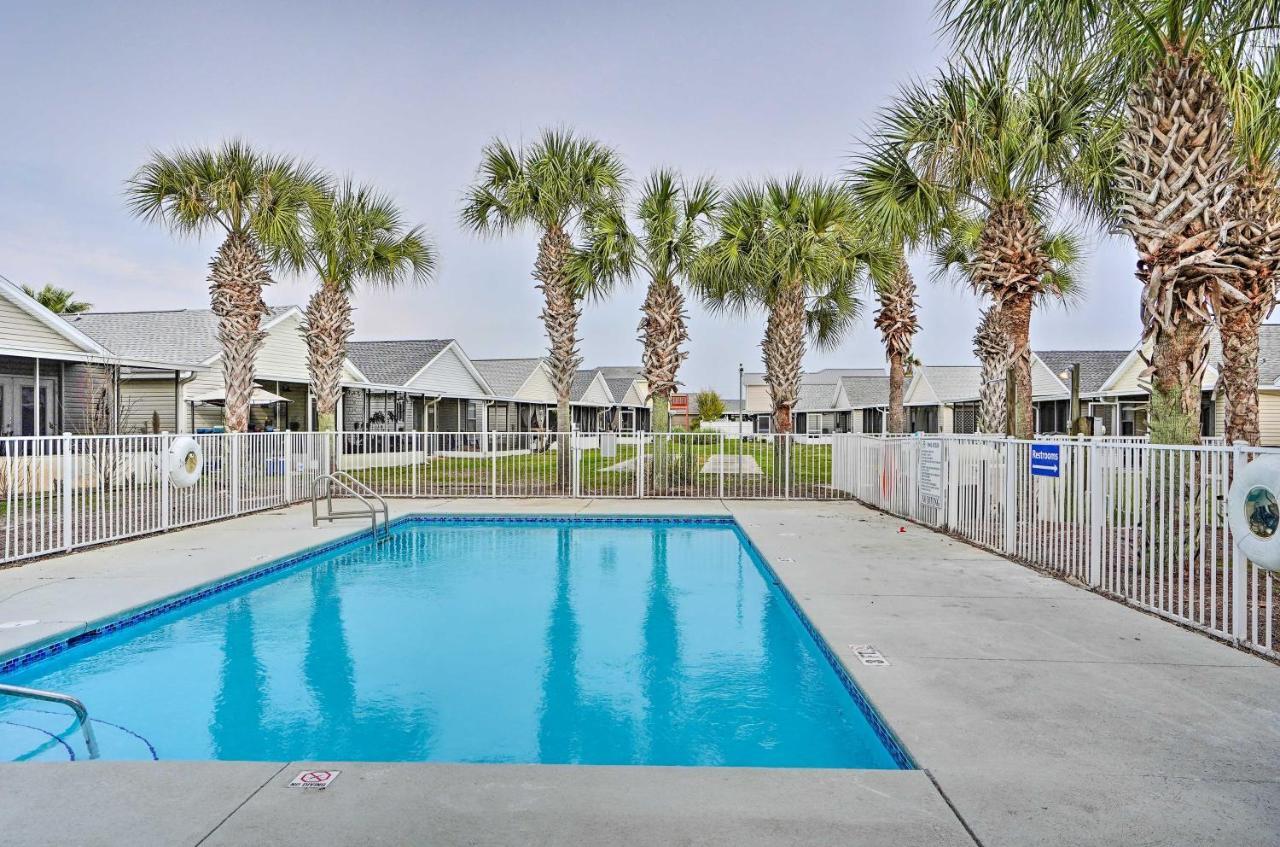 Pcb Vacation With Pool Access, 1 Mi To Beach! Panama City Beach